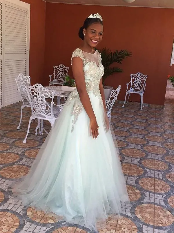 Bateau Sleeveless Floor-Length A-line With Applique Tulle Dresses