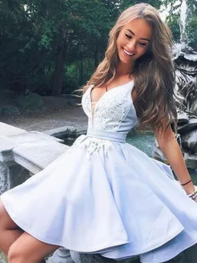 Bridelily A-Line Sleeveless V-neck Satin With Applique Short/Mini Dresses